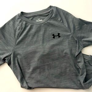 Boys Under Armour athletic shirt.  Great condition. Youth M